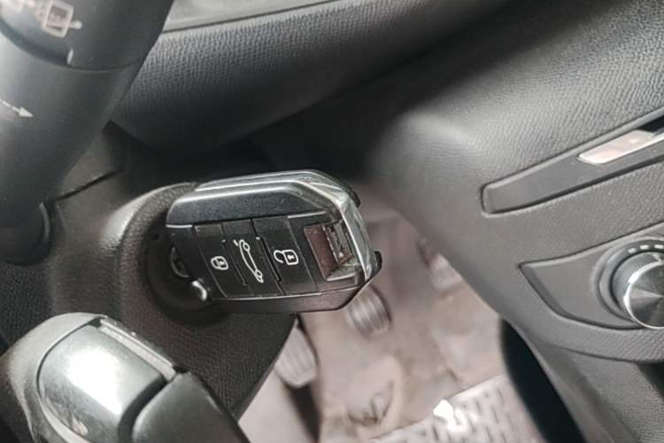 Used Peugeot 308S 2015 1.6L Manual Shangchi Edition Vehicle Key