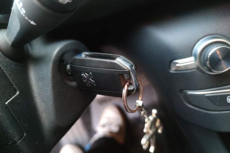 Used Peugeot 308S 2015 1.2T Automatic Jingchi Edition Vehicle Key