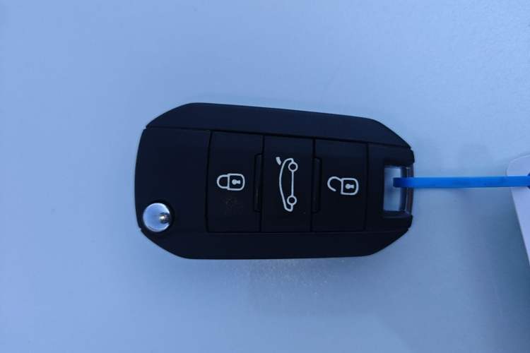 Used Peugeot 308S 2015 1.2T Automatic Jingchi Edition Vehicle Key