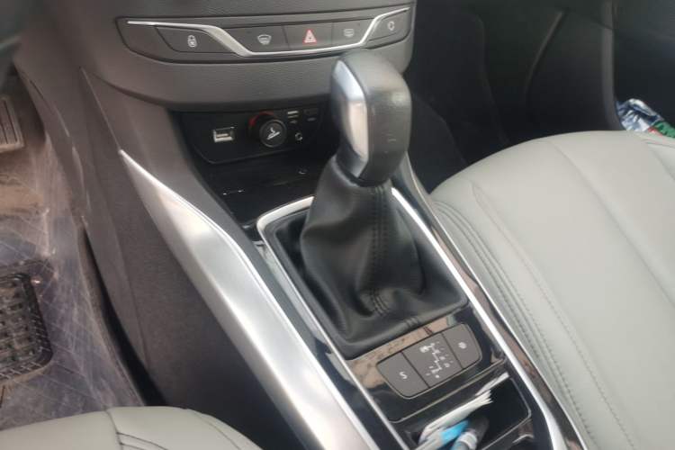 Used Peugeot 308S 2015 1.6T Automatic Jingchi Edition Vehicle Key