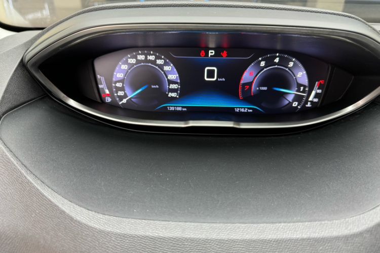 Used Peugeot 4008 2017 350THP Elite Edition Odometer Close Up