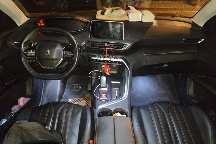 Used Peugeot 4008 2017 350THP Elite Edition Interior 2