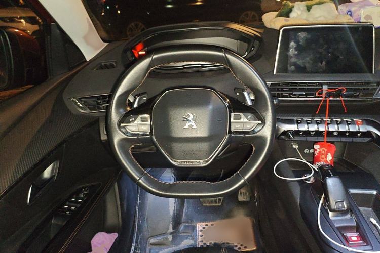 Used Peugeot 4008 2017 350THP Elite Edition Steering Wheel