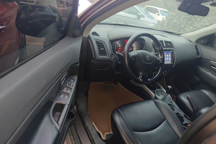 Used Peugeot 4008 2012 2.0L Two-Wheel-Drive Fashion Edition Driver Seat