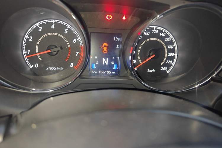 Used Peugeot 4008 2012 2.0L Two-Wheel-Drive Fashion Edition Odometer Close Up