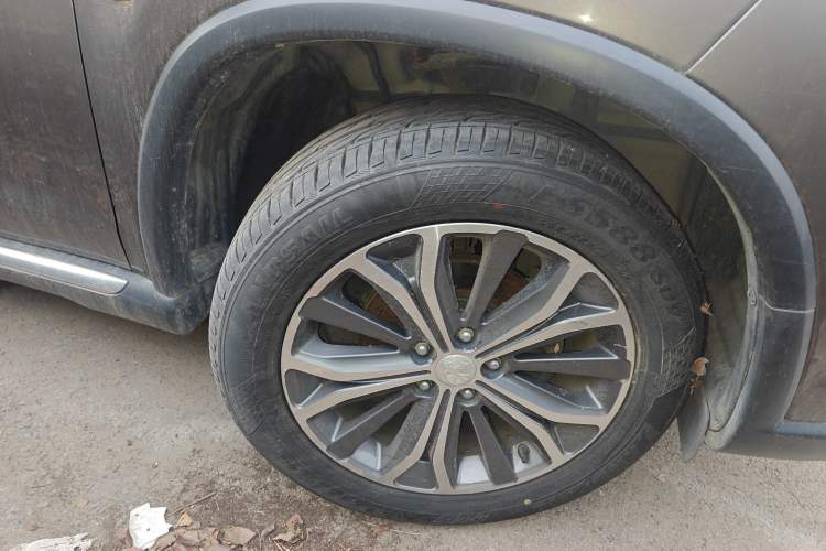 Used Peugeot 4008 2012 2.0L Two-Wheel-Drive Fashion Edition Right Front Wheel Hub