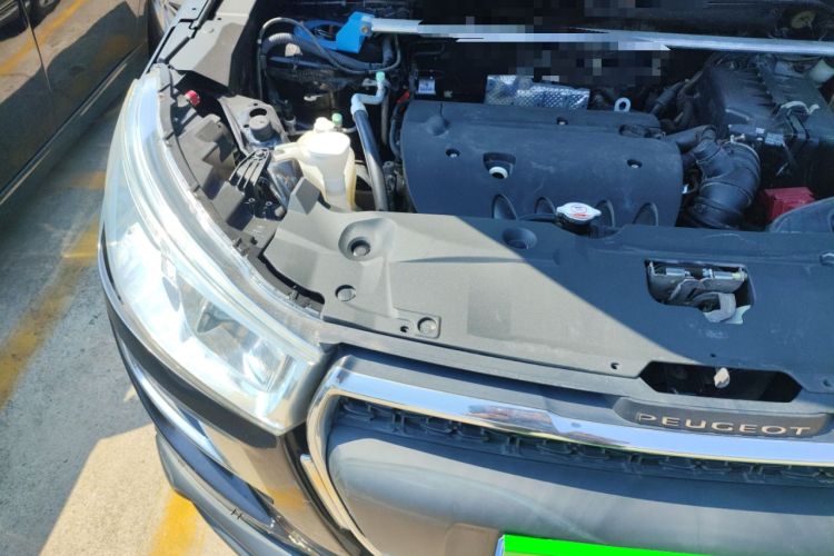 Used Peugeot 4008 2013 2.0L Two-Wheel Drive Fashion Edition Engine Bay Right