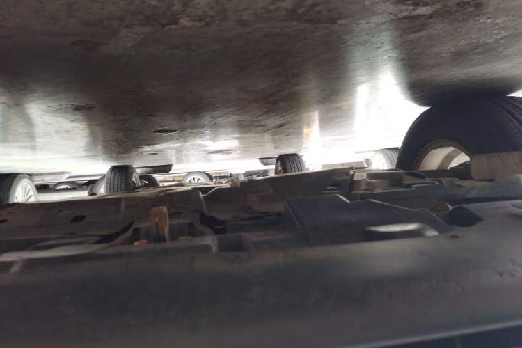 Used Peugeot 4008 2013 2.0L Two-Wheel Drive Entry-Level Trim Chassis Front