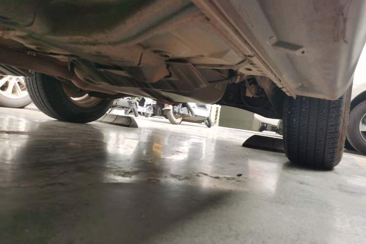 Used Peugeot 4008 2013 2.0L Two-Wheel Drive Entry-Level Trim Chassis Rear Left