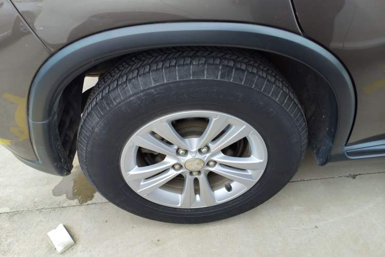 Used Peugeot 4008 2013 2.0L Two-Wheel Drive Entry-Level Trim Exterior 2