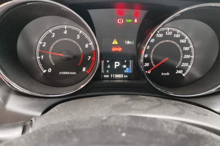 Used Peugeot 4008 2013 2.0L Two-Wheel Drive Luxury Version Odometer Close Up