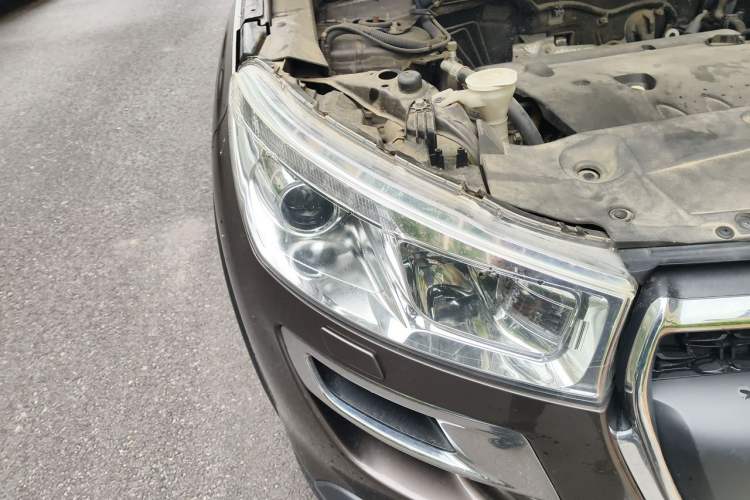 Used Peugeot 4008 2013 2.0L Two-Wheel Drive Luxury Version Right Front Headlight