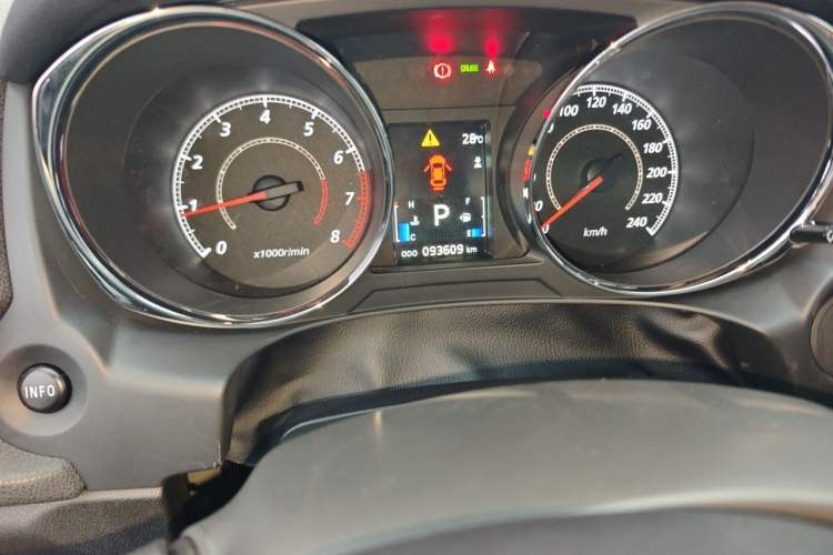 Used Peugeot 4008 2013 2.0L Two-Wheel Drive Fashion Edition Odometer Close Up