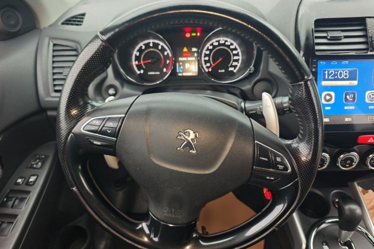 Used Peugeot 4008 2013 2.0L Two-Wheel Drive Fashion Edition Steering Wheel
