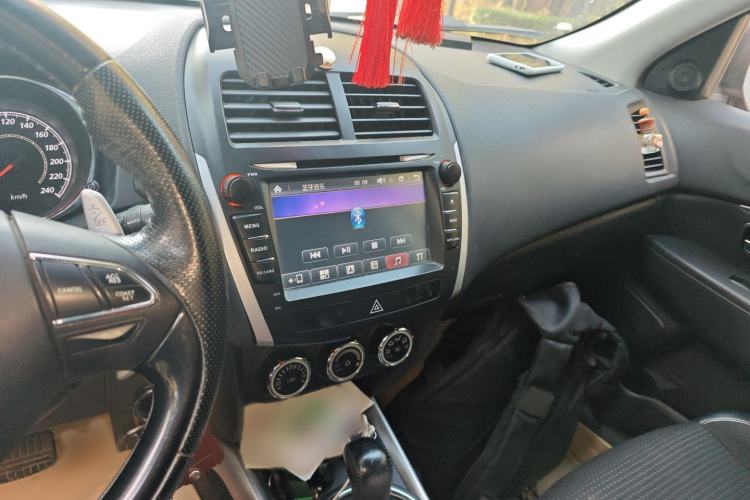 Used Peugeot 4008 2013 2.0L 4x4 Fashion Edition Audio And AC Panel