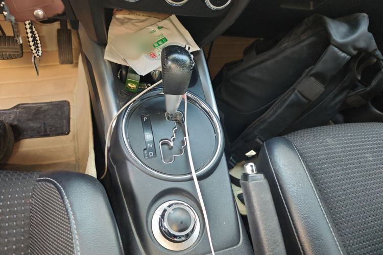 Used Peugeot 4008 2013 2.0L 4x4 Fashion Edition Gear Lever