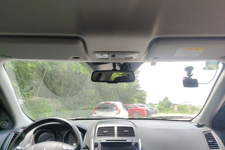 Used Peugeot 4008 2013 2.0L Two-Wheel Drive Entry-Level Trim Headliner