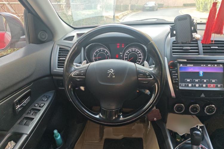 Used Peugeot 4008 2013 2.0L 4x4 Fashion Edition Steering Wheel