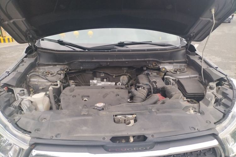 Used Peugeot 4008 2013 2.0L Two-Wheel Drive Entry-Level Trim Engine Bay