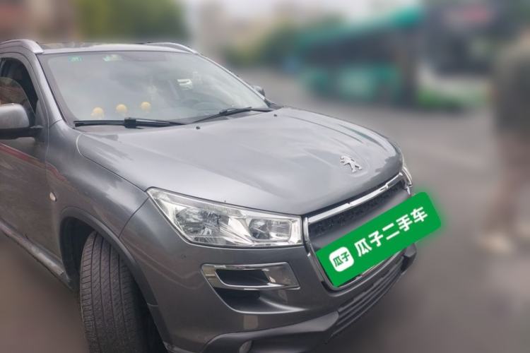 Used Peugeot 4008 2013 2.0L Two-Wheel Drive Entry-Level Trim Front Right 45 Deg