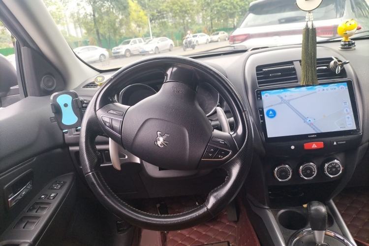 Used Peugeot 4008 2013 2.0L Two-Wheel Drive Entry-Level Trim Steering Wheel