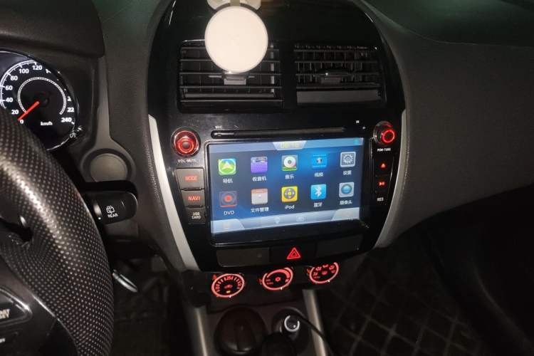 Used Peugeot 4008 2013 2.0L Two-Wheel Drive Fashion Edition Audio And AC Panel