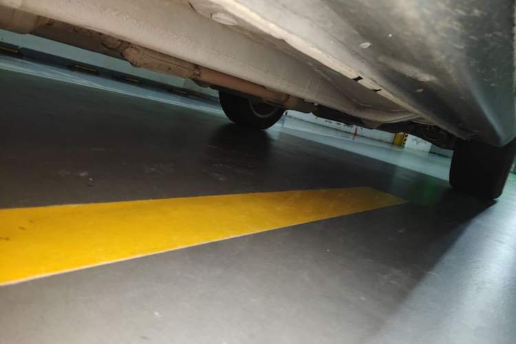 Used Peugeot 4008 2013 2.0L 4x4 Fashion Edition Chassis Front Left