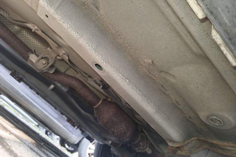 Used Peugeot 4008 2013 2.0L Two-Wheel Drive Entry-Level Trim Chassis Front Right