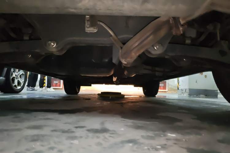 Used Peugeot 4008 2013 2.0L Two-Wheel Drive Fashion Edition Chassis Rear