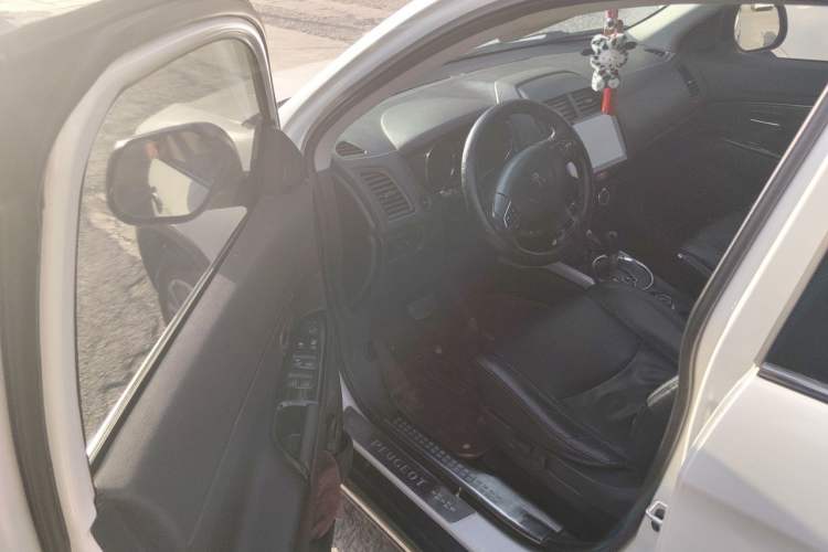Used Peugeot 4008 2013 2.0L Four-Wheel Drive Luxury Model Driver Seat