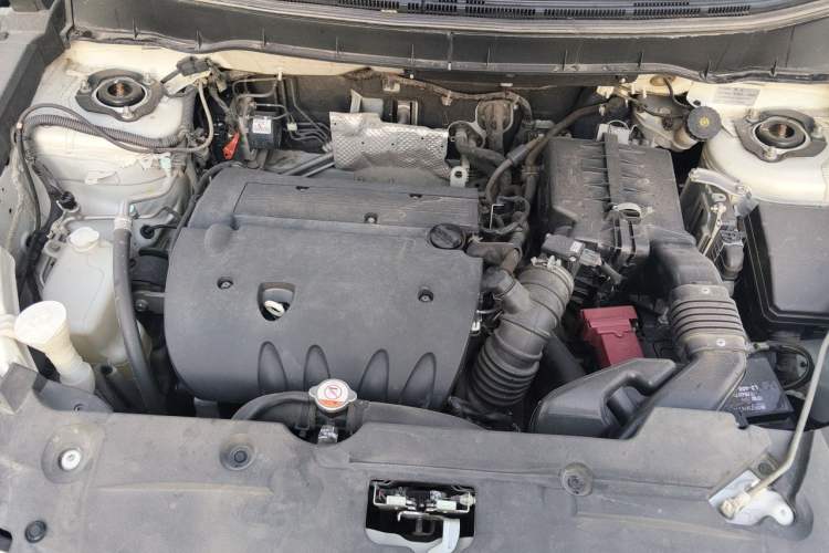 Used Peugeot 4008 2013 2.0L Four-Wheel Drive Luxury Model Engine Bay