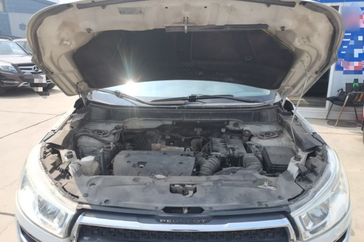 Used Peugeot 4008 2013 2.0L Two-Wheel Drive Fashion Edition Engine Bay