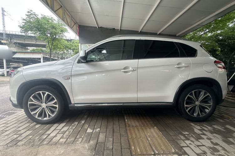 Used Peugeot 4008 2013 2.0L Two-Wheel Drive Fashion Edition Exterior 1