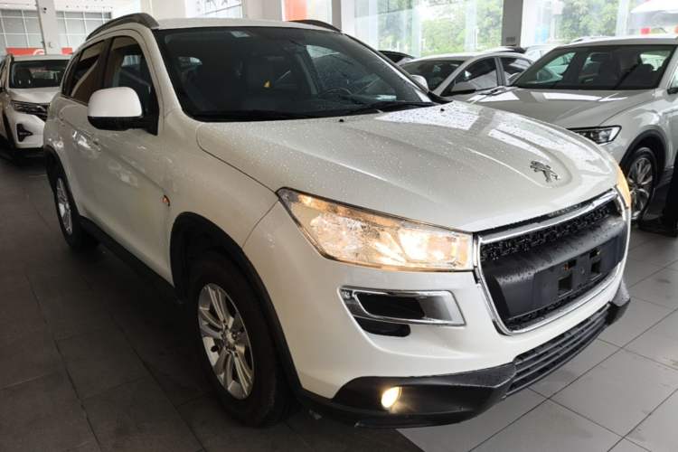 Used Peugeot 4008 2013 2.0L Two-Wheel Drive Entry-Level Trim Front Right 45 Deg