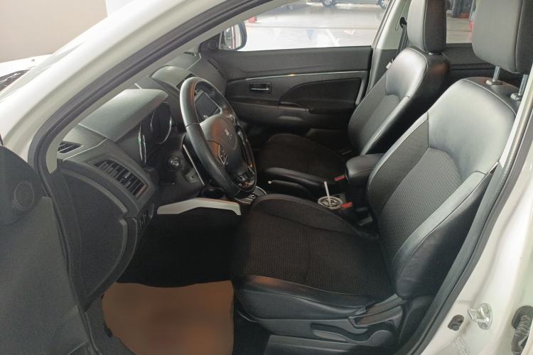Used Peugeot 4008 2013 2.0L 4x4 Fashion Edition Left Front Seat