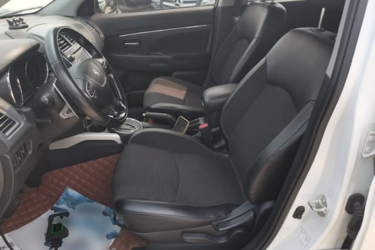 Used Peugeot 4008 2013 2.0L Two-Wheel Drive Fashion Edition Left Front Seat