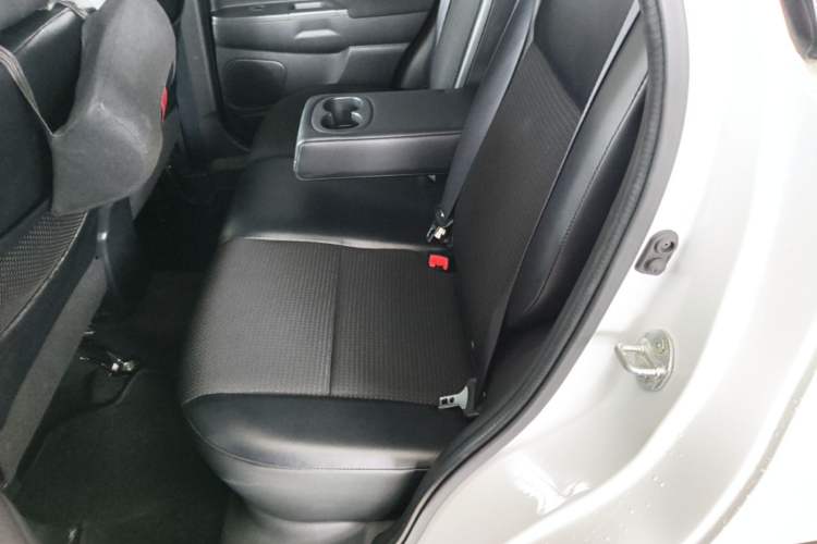 Used Peugeot 4008 2013 2.0L Two-Wheel Drive Entry-Level Trim Left Rear Seat