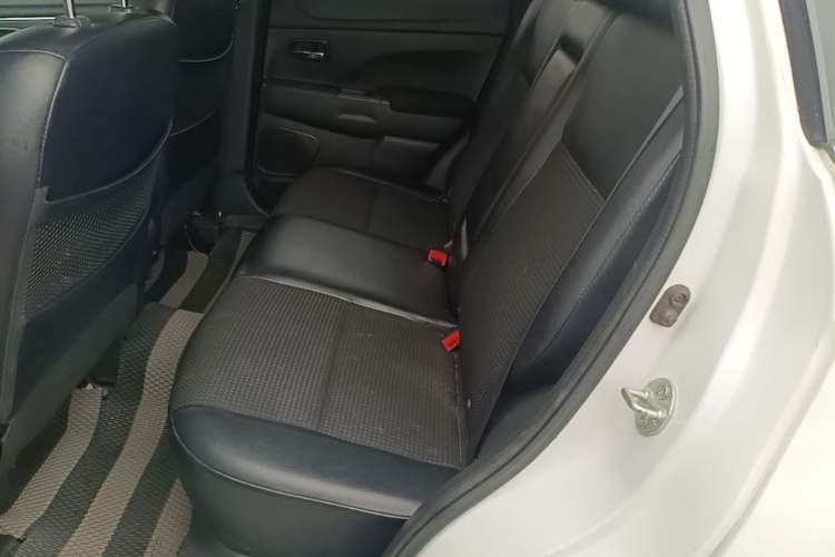 Used Peugeot 4008 2013 2.0L 4x4 Fashion Edition Left Rear Seat