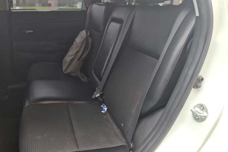 Used Peugeot 4008 2013 2.0L 4x4 Fashion Edition Left Rear Seat