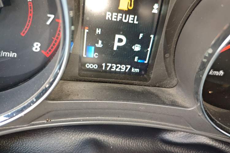 Used Peugeot 4008 2013 2.0L Two-Wheel Drive Fashion Edition Odometer Close Up
