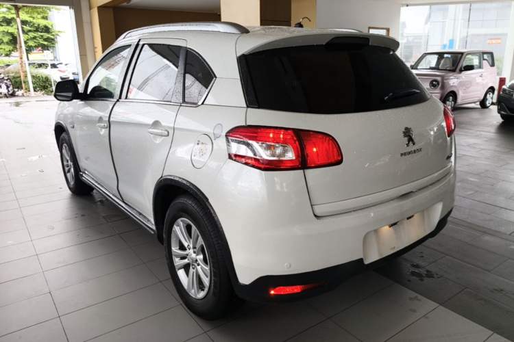 Used Peugeot 4008 2013 2.0L Two-Wheel Drive Entry-Level Trim Rear Left 45 Deg