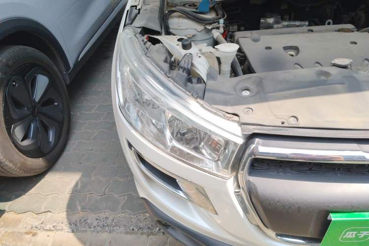 Used Peugeot 4008 2013 2.0L 4x4 Fashion Edition Right Front Headlight