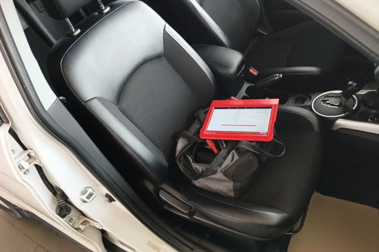 Used Peugeot 4008 2013 2.0L Two-Wheel Drive Entry-Level Trim Right Front Seat