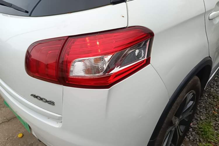 Used Peugeot 4008 2013 2.0L 4x4 Fashion Edition Right Rear Taillight