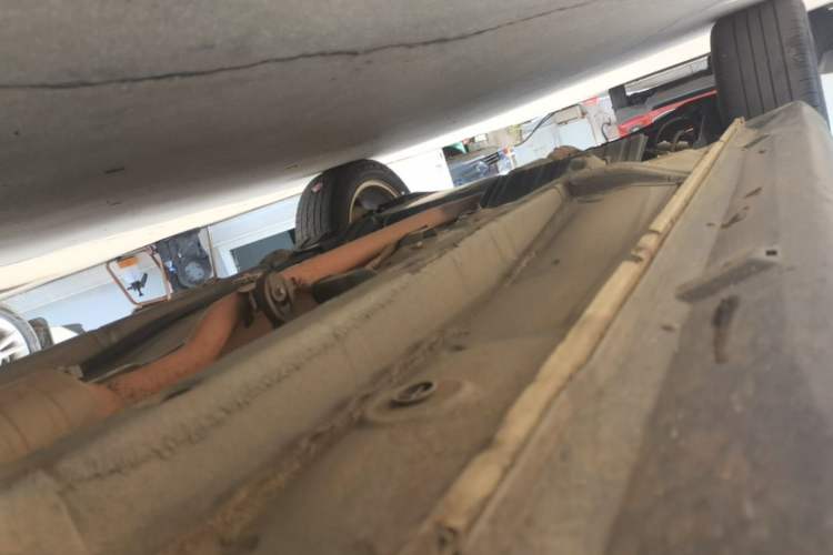 Used Peugeot 4008 2013 2.0L Two-Wheel Drive Fashion Edition Right Side Sill