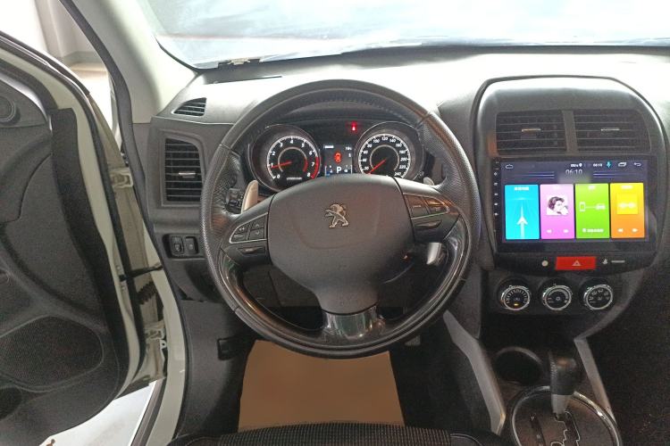 Used Peugeot 4008 2013 2.0L 4x4 Fashion Edition Steering Wheel