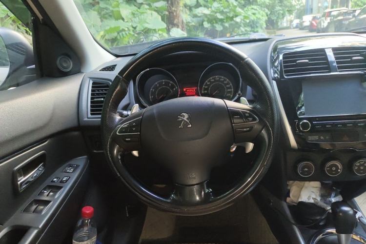 Used Peugeot 4008 2013 2.0L Two-Wheel Drive Entry-Level Trim Steering Wheel
