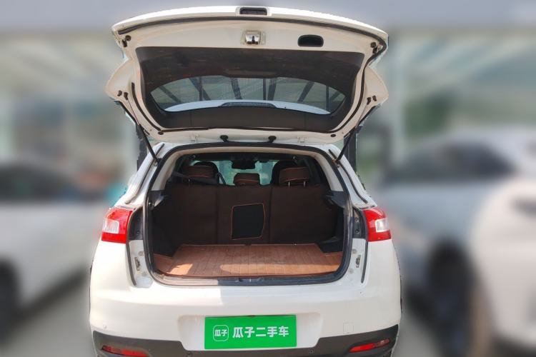 Used Peugeot 4008 2013 2.0L 4x4 Fashion Edition Trunk