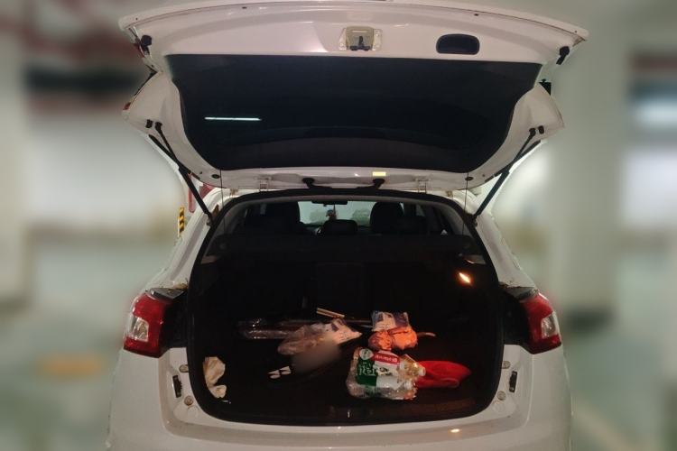 Used Peugeot 4008 2013 2.0L Two-Wheel Drive Fashion Edition Trunk