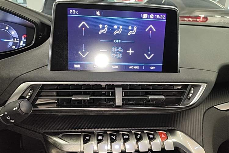 Used Peugeot 4008 2017 350THP Elite Edition Audio And AC Panel